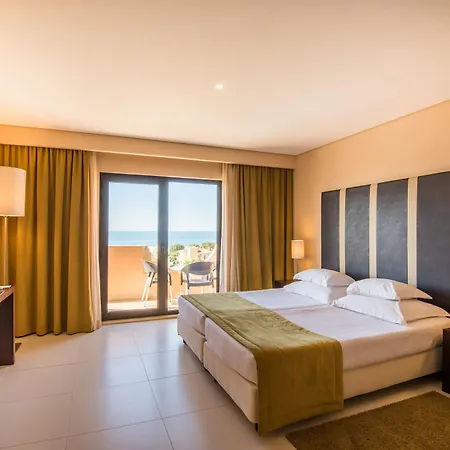 Gale Atlantico 4*